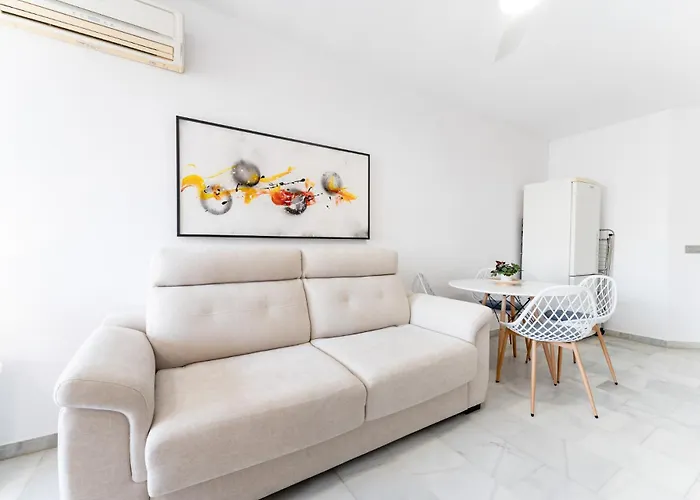 Carihuela Aladino Apartment Torremolinos